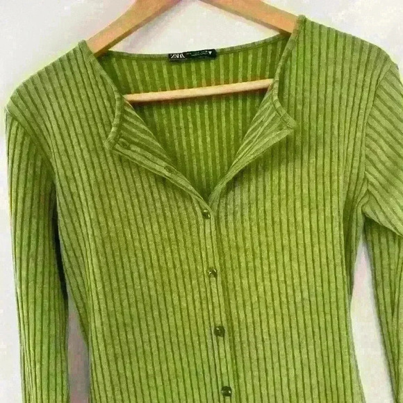 ZARA Dress round neck long sleeves. False front buttons, Mid-green Size L. - Picture 12 of 13